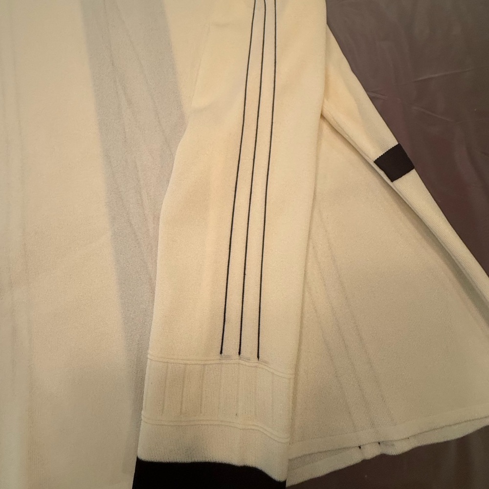 Ming Wang 2 Piece Cream/Black Knit Jacket/Tank Sweater Set Size Medium MSRP $595 - Picture 4 of 14